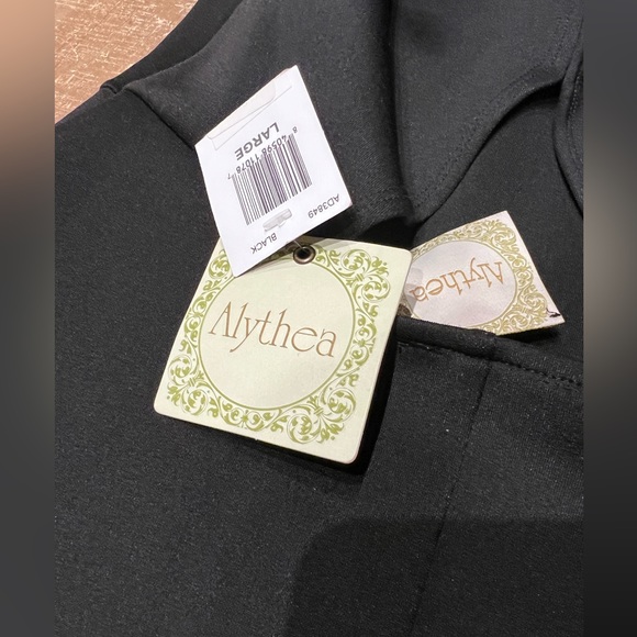 Alythea Black Dress - Picture 5 of 7